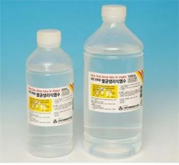 생리 식염수 [saline solution, 生理食鹽水]